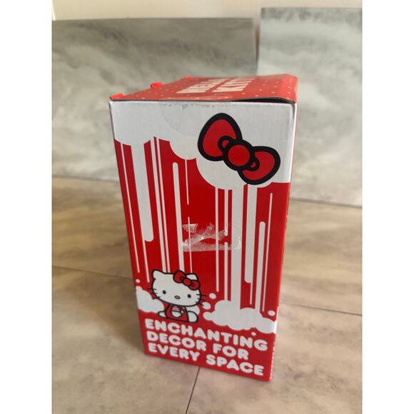 Sanrio Hello Kitty Waterfall LED Fountain Soothing Sounds Ambient Light NEW - Picture 3 of 4